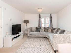 Pass the Keys Beautiful & Peaceful 2BR Flat Surrounded by Nature